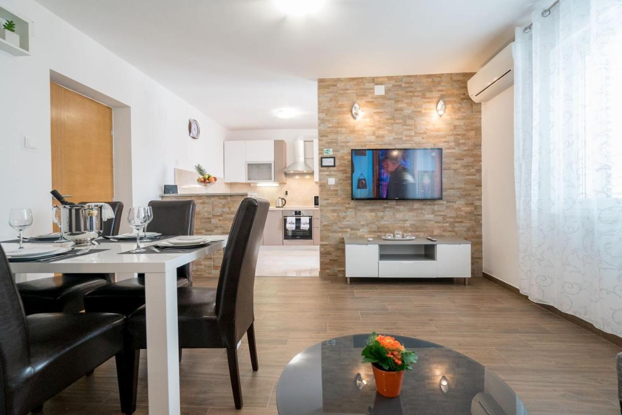 Apartment Anteo Free Parking Split Exterior foto
